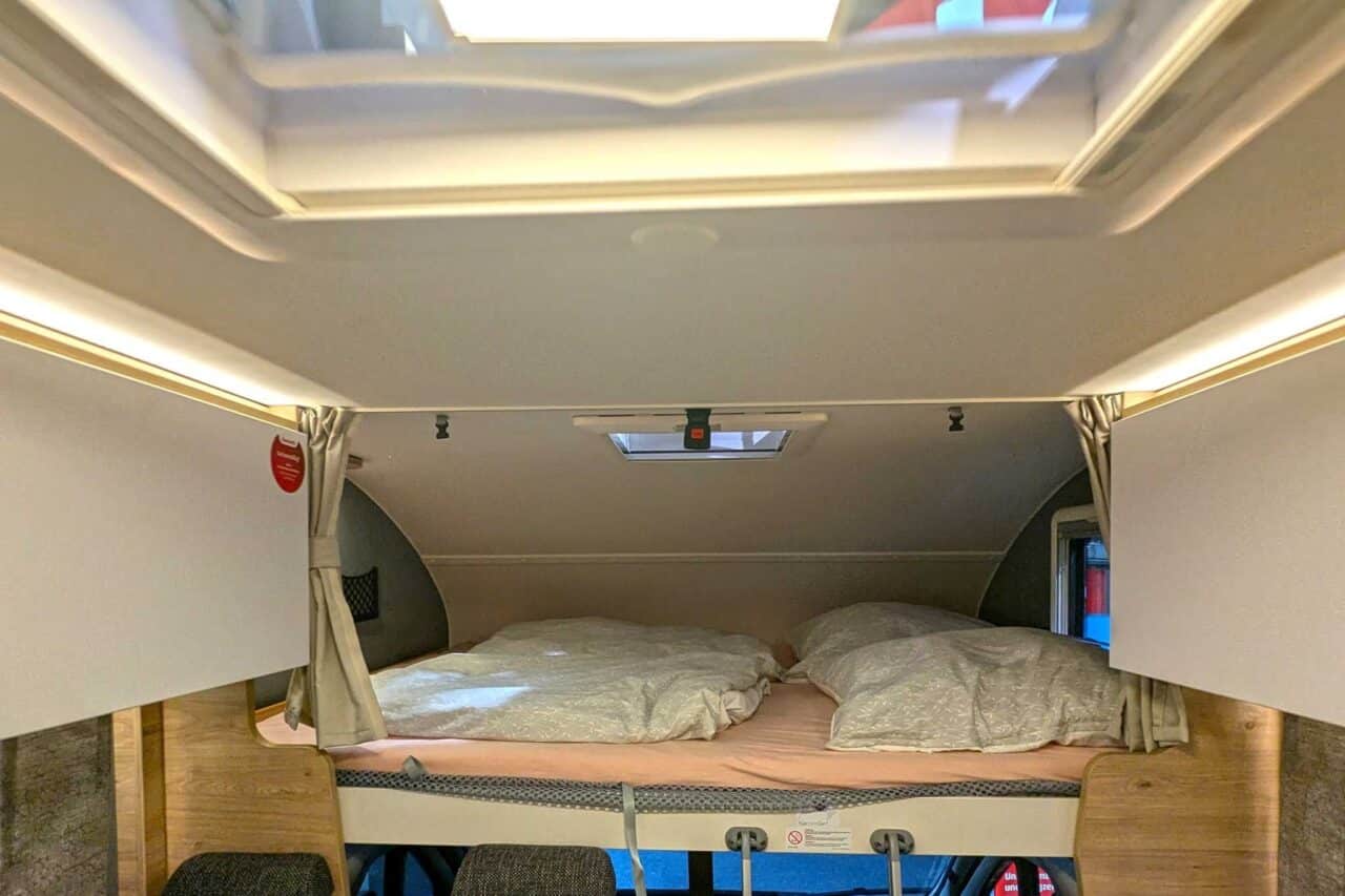 dethleffs xl family a caravan salon 2024 bett alkoven