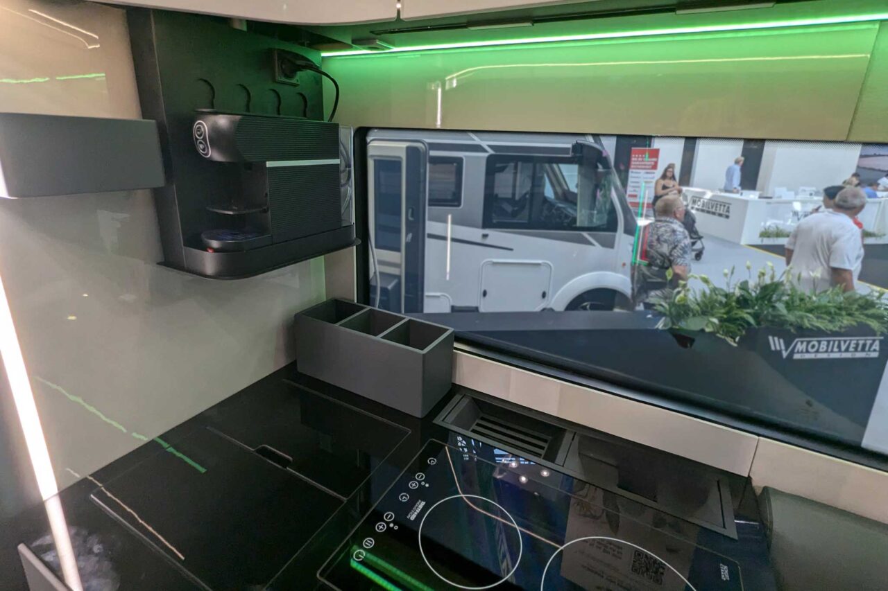 Badanie kuchni Mobilvetta Fluideen Caravan Salon 2024