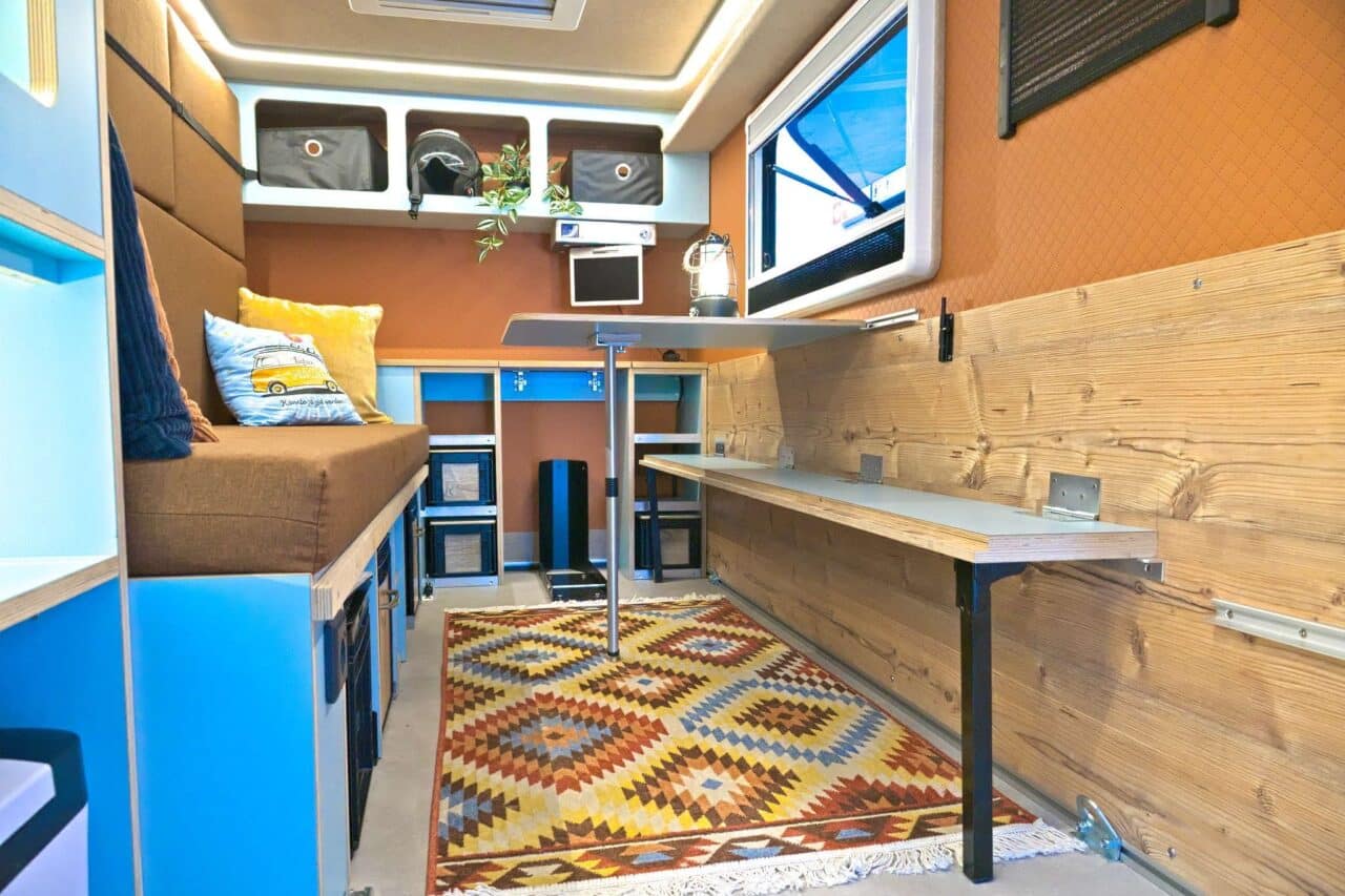 7even50 interieur caravan salon 2024 c jalil landero flores