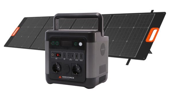 Oferty kempingowe w ALDI: plandeka, pokrowiec ochronny i inne akcesoria 4 aldi powerstation solar