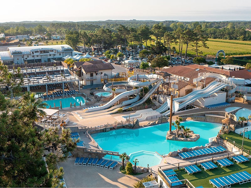Kemping we Francji z parkiem wodnym - Camping Le Vieux Port Resort &amp; Spa